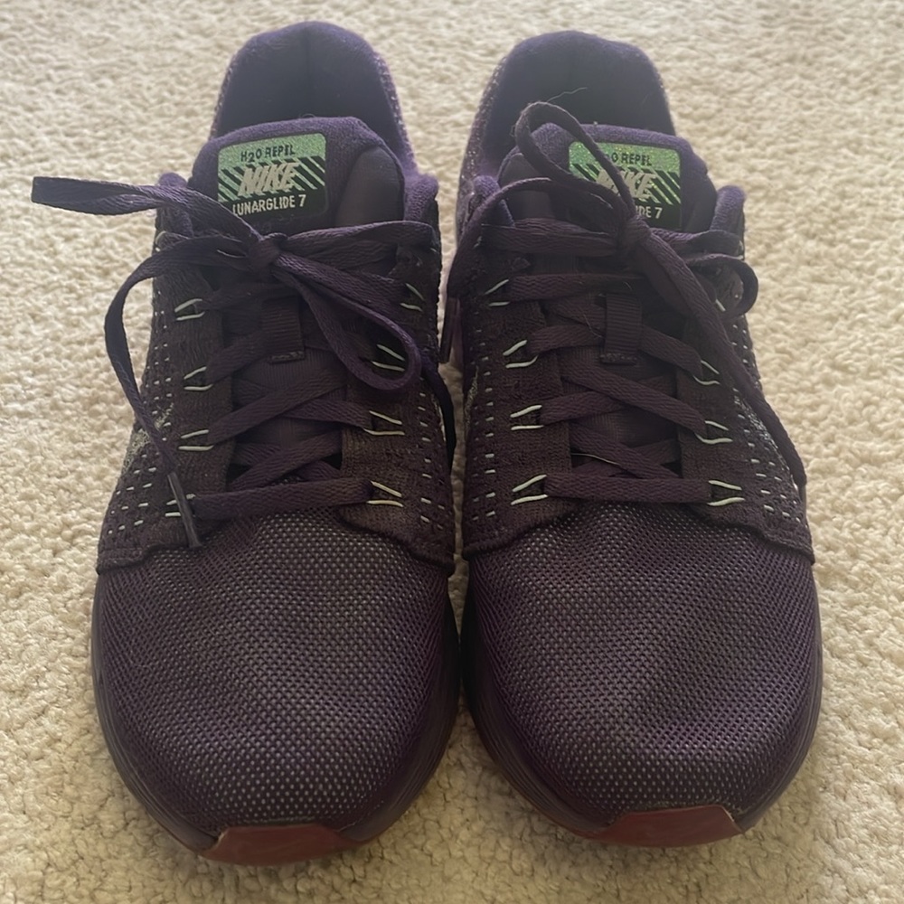 Running shoes - Picture 2 of 5